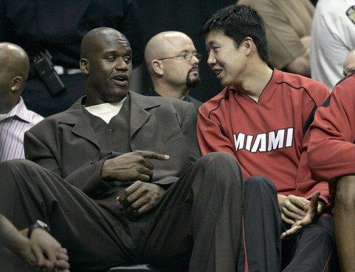 亚特兰大4-0十人热那亚晋级意杯8强，吉姆西蒂、德容恩破门