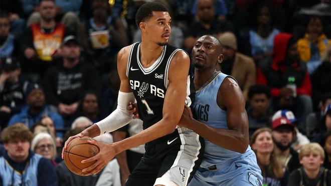 哈兰德晒合照被发现鼓舞士气口号：我们不是弱者，我们是曼城