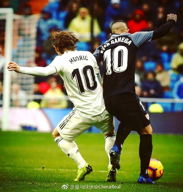 NBA：湖人VS火箭 詹姆斯30+